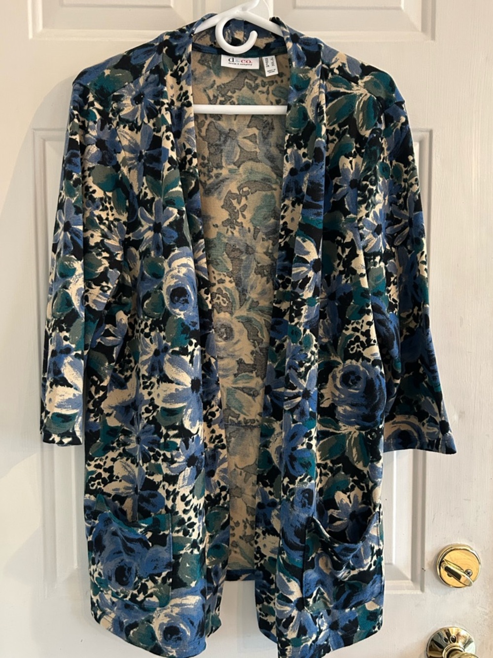 d.co Floral Open-Front Cardigan in Blue Multi